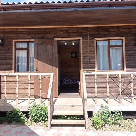 Домик Для Семьи Alakhadze Luaran gambar